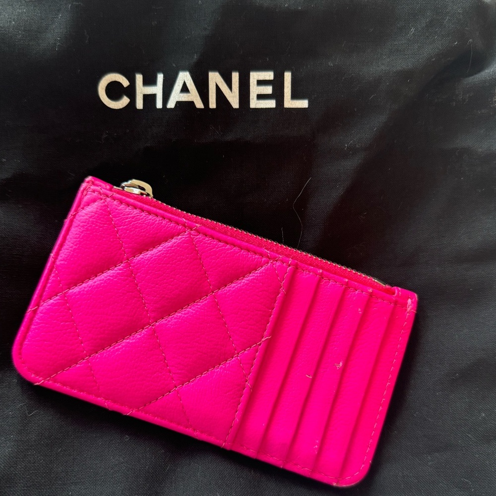 Pink Chanel card holder lambkin 2020/2019 collection